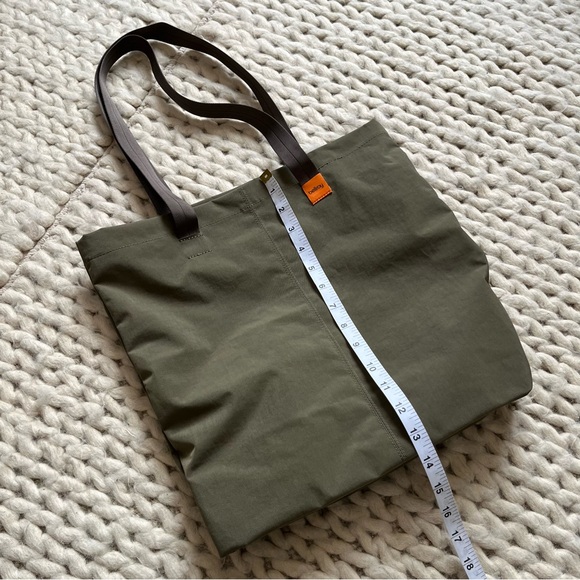Bellroy City Tote Bag Olive Green | - Picture 5 of 8